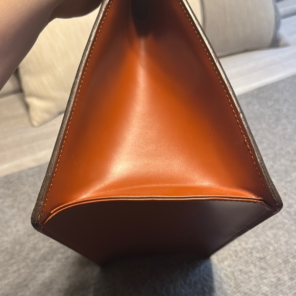 Louis Vuitton Epi Leather Riviera Bag - Picture 7 of 15